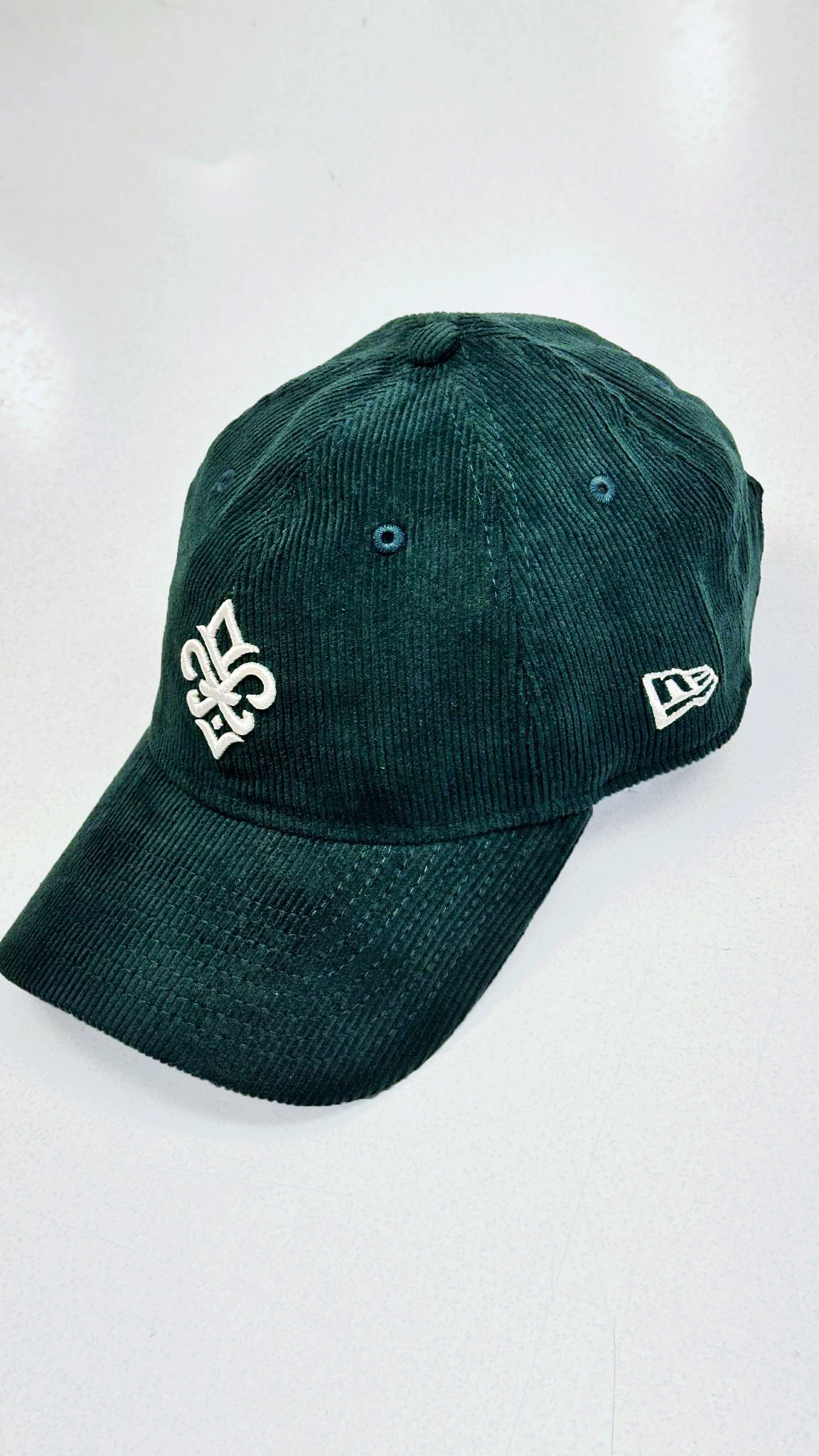 NEW ERA 9TWENTY x RAVI DARK GREEN