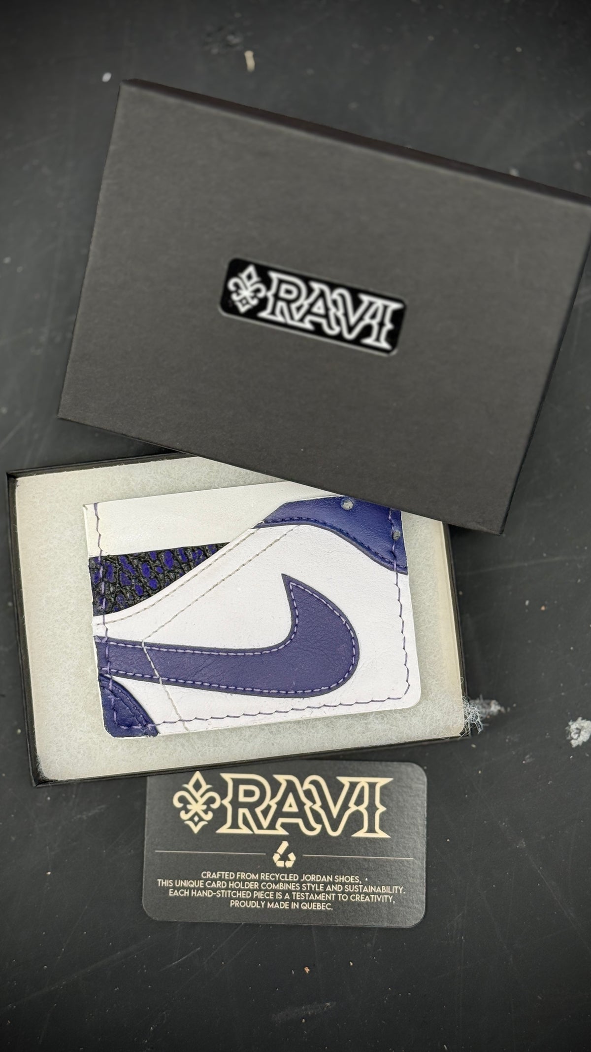 Card holder